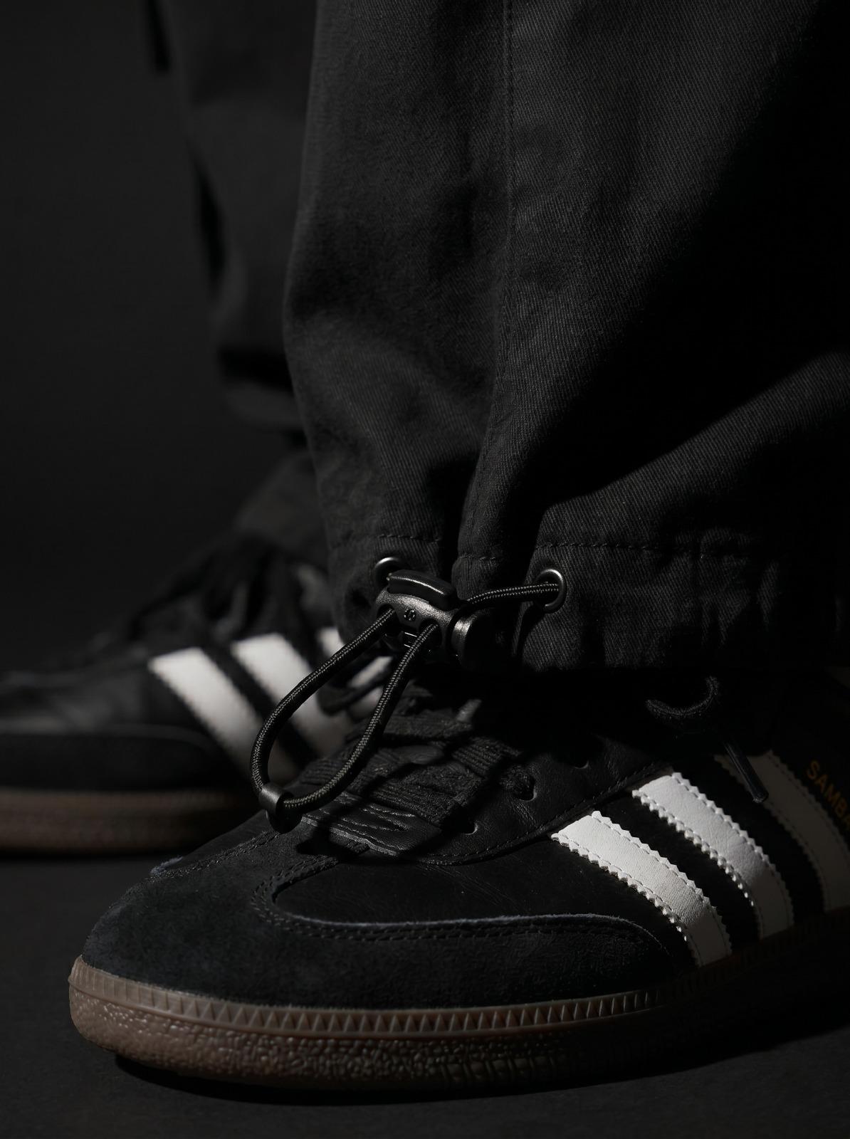 Black Parachute Cargo 8 Pockets - Adjustable Drawstrings