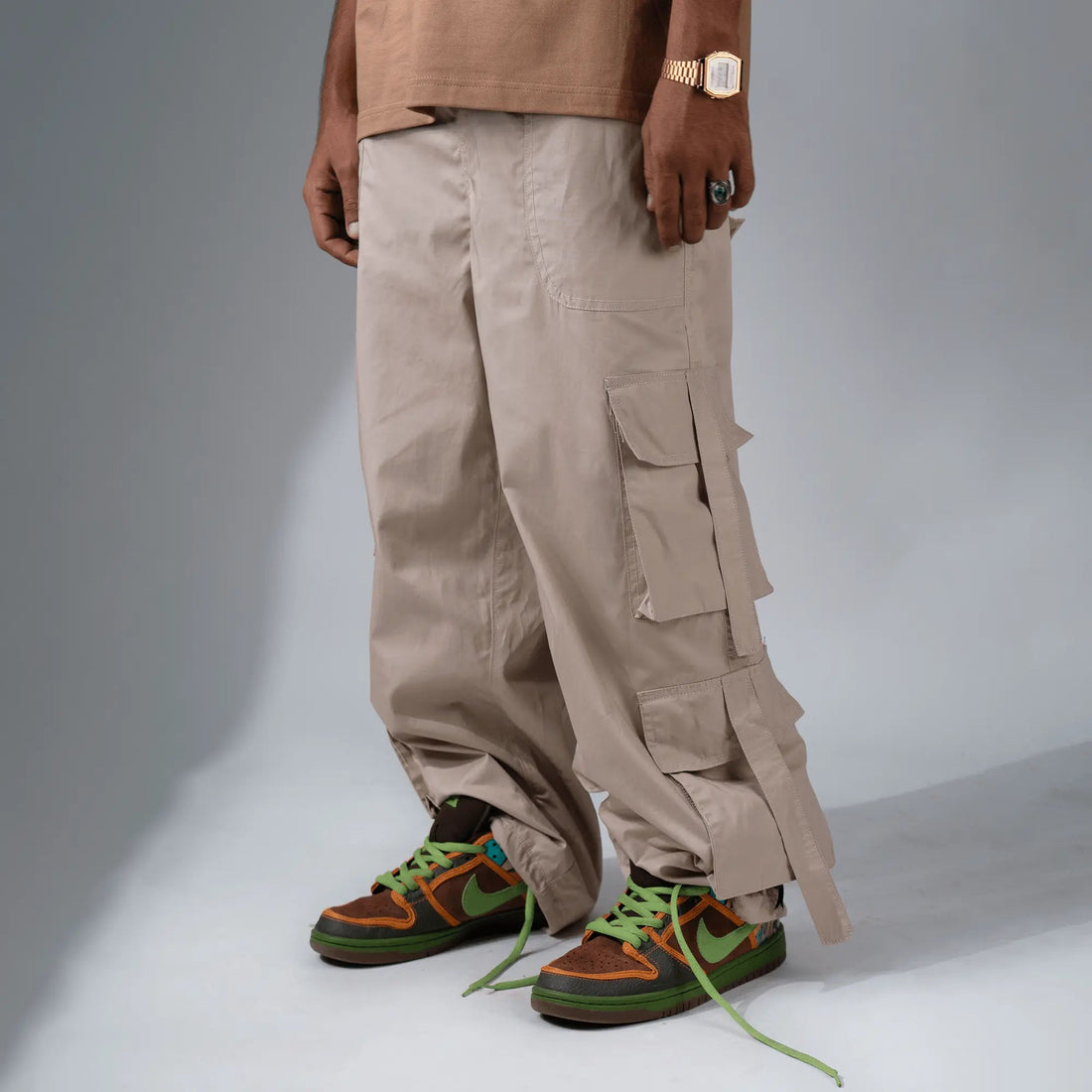 Strapped Cargo V1 / Sand ZAMS