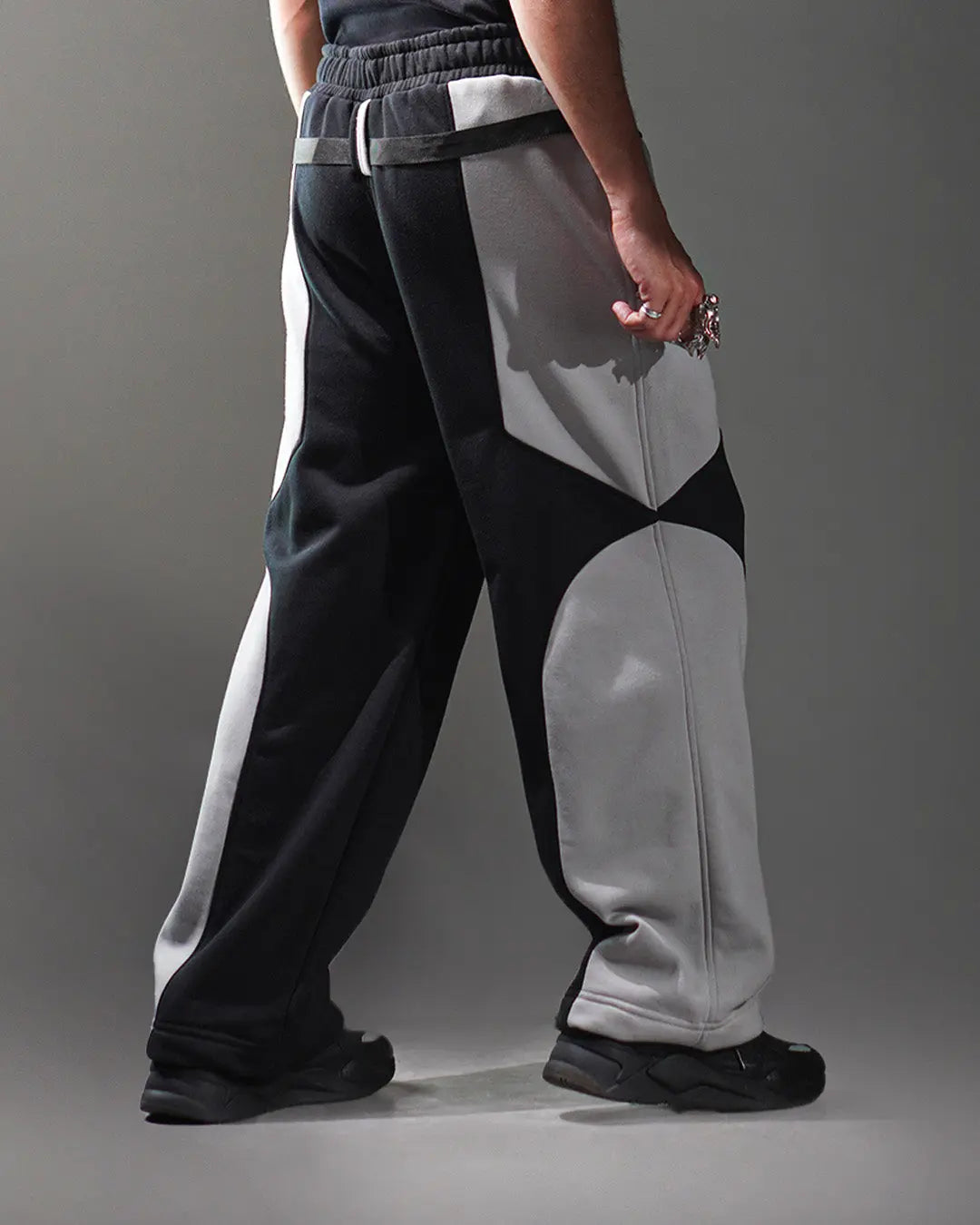 Zams Baggy Fit Tech Sweatpant ZAMS